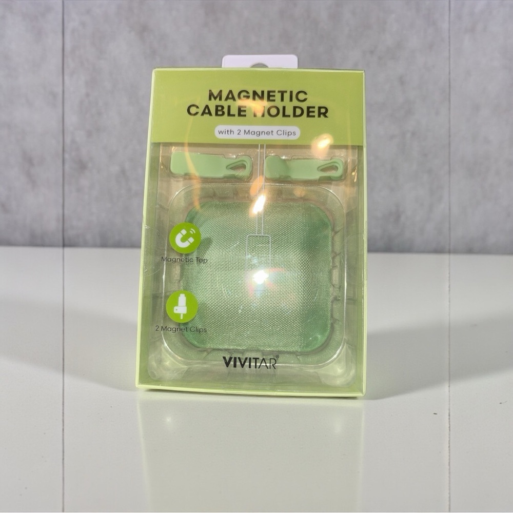 Magnetic Cable Holder - Green